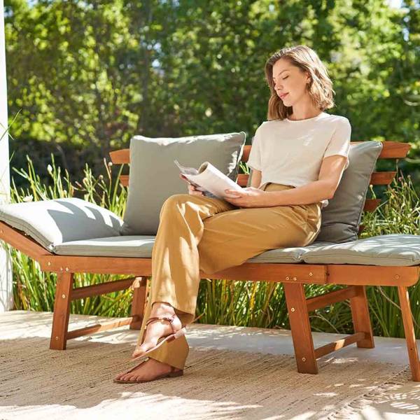Lidl rebaja un 40% el banco tumbona que necesita tu terraza pequeña