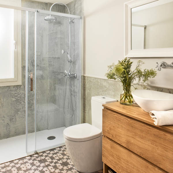 Tendencias en platos de ducha: 18 FOTOS e ideas diferentes que aportan belleza, confort y amplitud