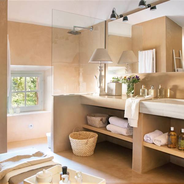 30 baños con ducha que parecen spas