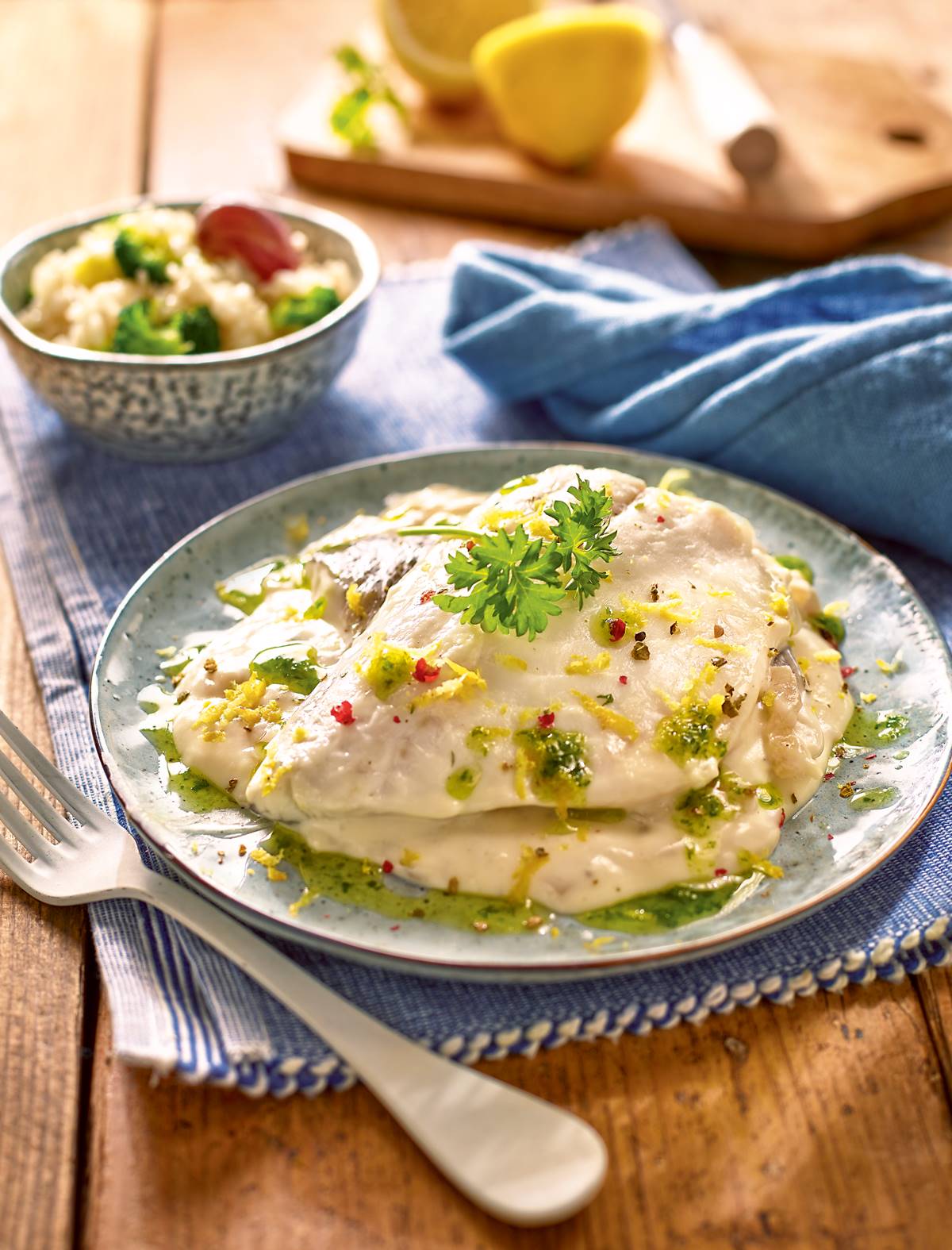 Lubina con salsa de limón. 