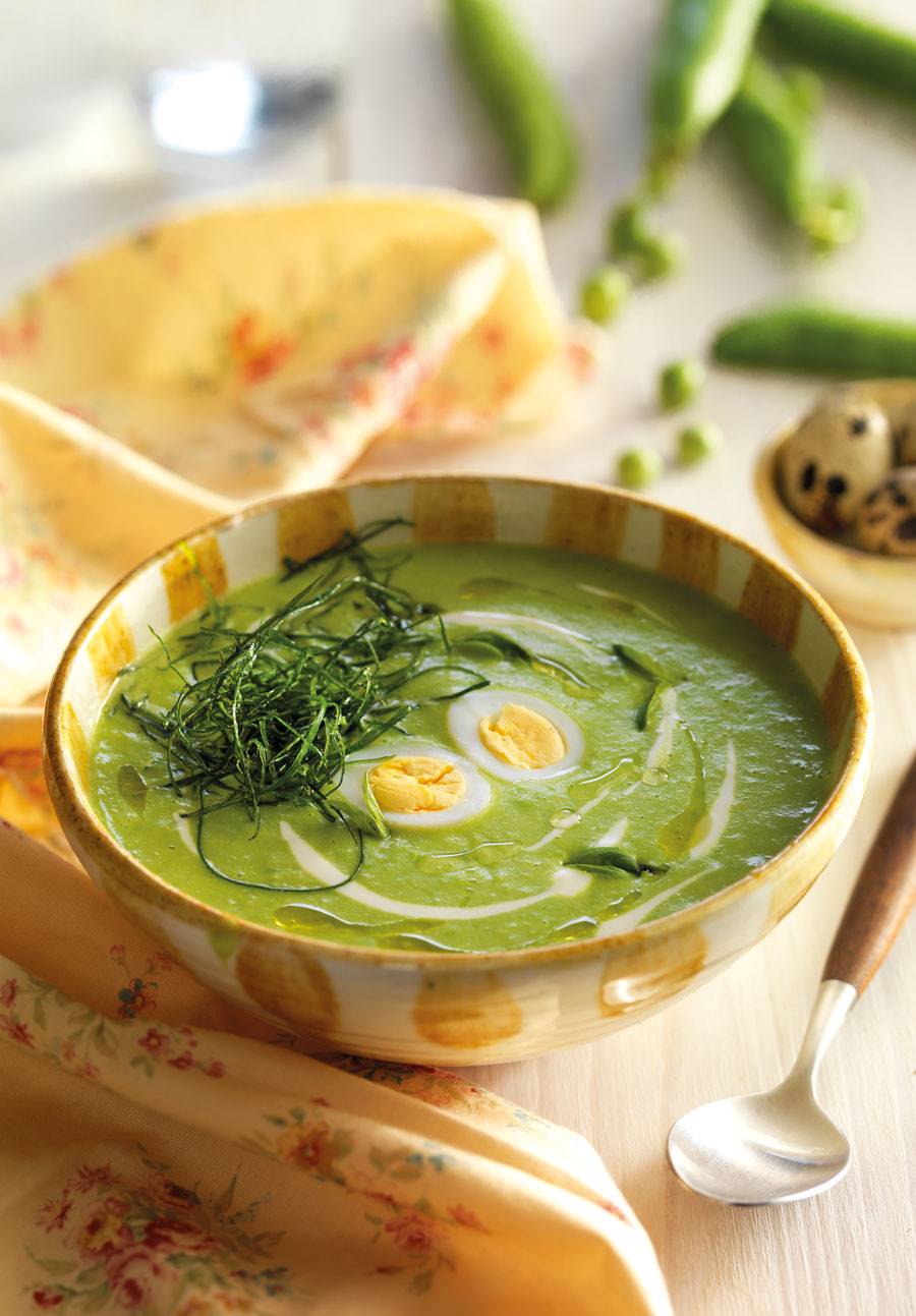 Comida saludable: receta de crema de puerros y guisantes. 