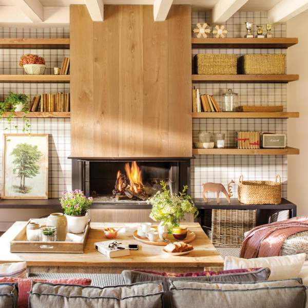 ¿Baldas o estantería? Todo lo que tienes que saber para elegir bien y decorar con estilo