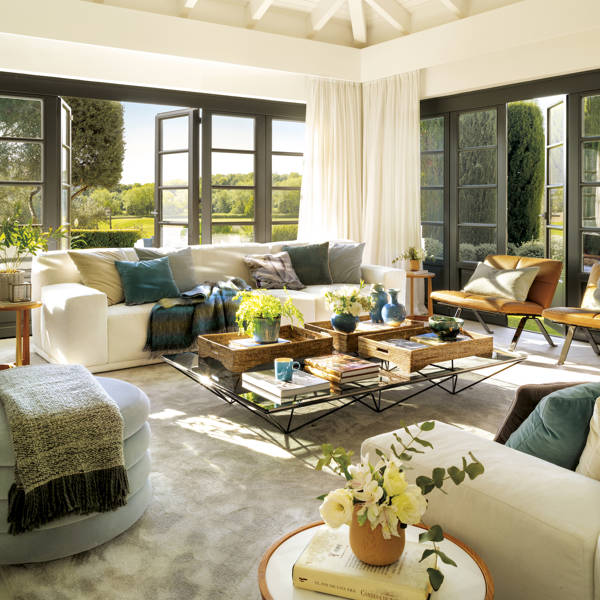 LUZ en MARBELLA: esta casa blanca, con estilo y bien decorada es un oasis elegante donde nos quedaríamos a vivir siempre