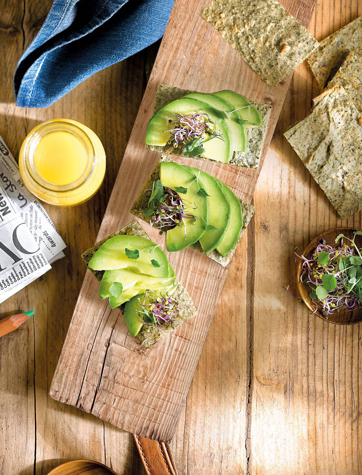 Receta de tostadas de aguacate. 