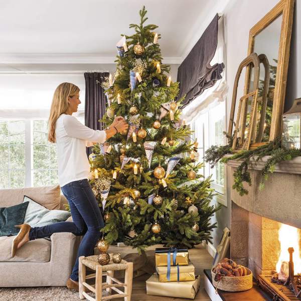 VÍDEO | ¿Cómo decora la gente su casa en Navidad? Salimos a la calle a preguntar por sus colores, estilos y adornos favoritos